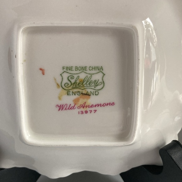Vintage Shelley Fine Bone China Wildflower trinket dish - Picture 2 of 3
